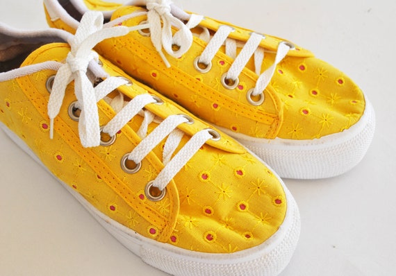 Yellow canvas shoes 90s sneakers style flat tie s… - image 8
