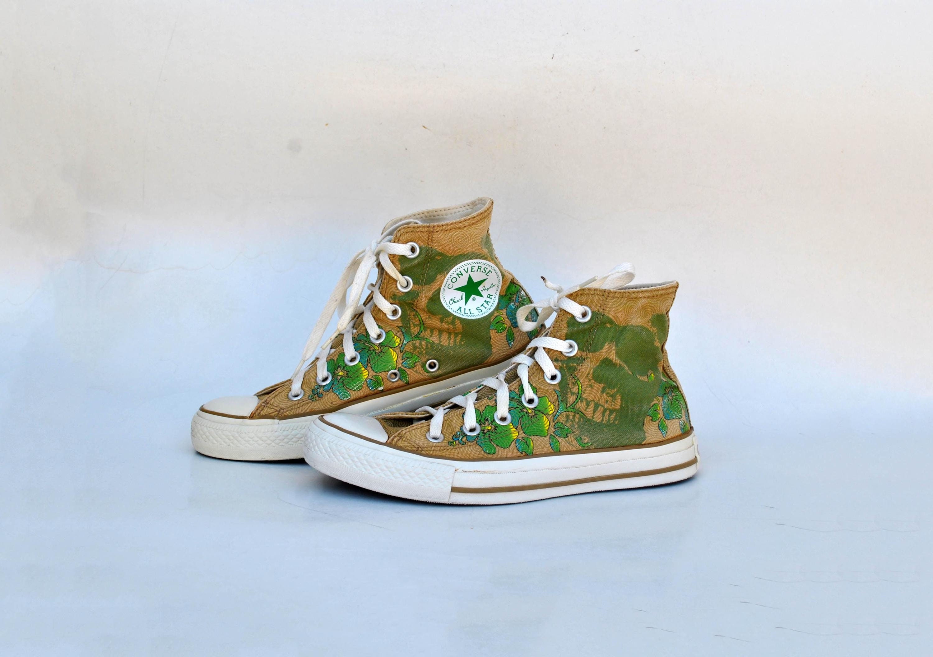 Braune canvas goth-rock schuhe krawatten-sneaker niedrige