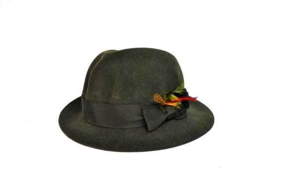 Vintage Olive Green Fedora Hat – Classic Felt Hat with Feather – Retro Gentleman Style