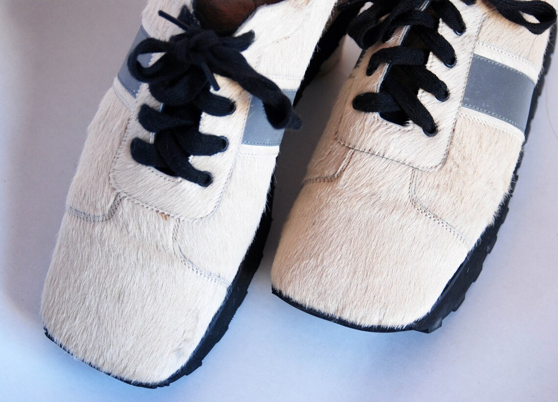 Vintage Beige Low Top Sneakers | Minimal Lace-Up Shoes | Retro Casual Footwear | Neutral Everyday Shoes size eu 37 uk 4 us 6, foto 3 di 5