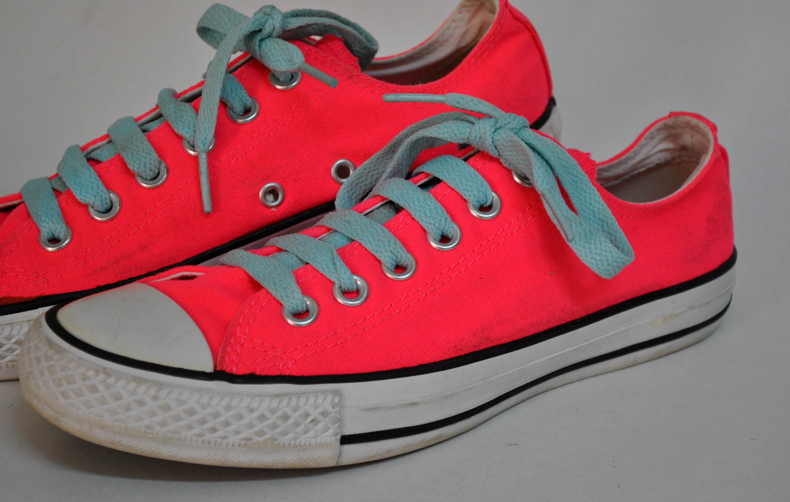 neon red converse