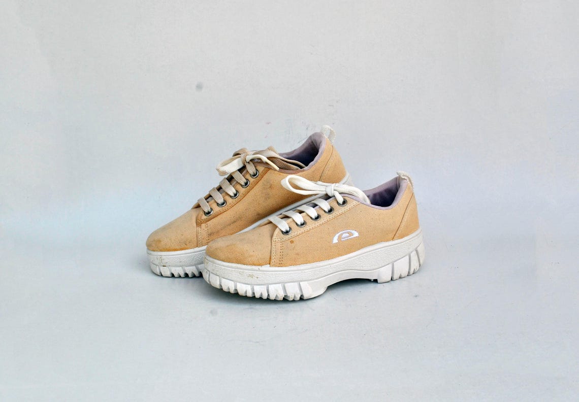 Beige chunky sneakers vintage womens shoes 90s combat sneakers summer canvas shoes size EU 40 uk 7 us 9 low casual shoes platform sneakers, foto 1 di 5