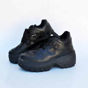 platform total black shoes vintage platform sneakers size UK 5 EU 38 US 7 boots cosplay 90s platforms womens platform gothic rock shoes