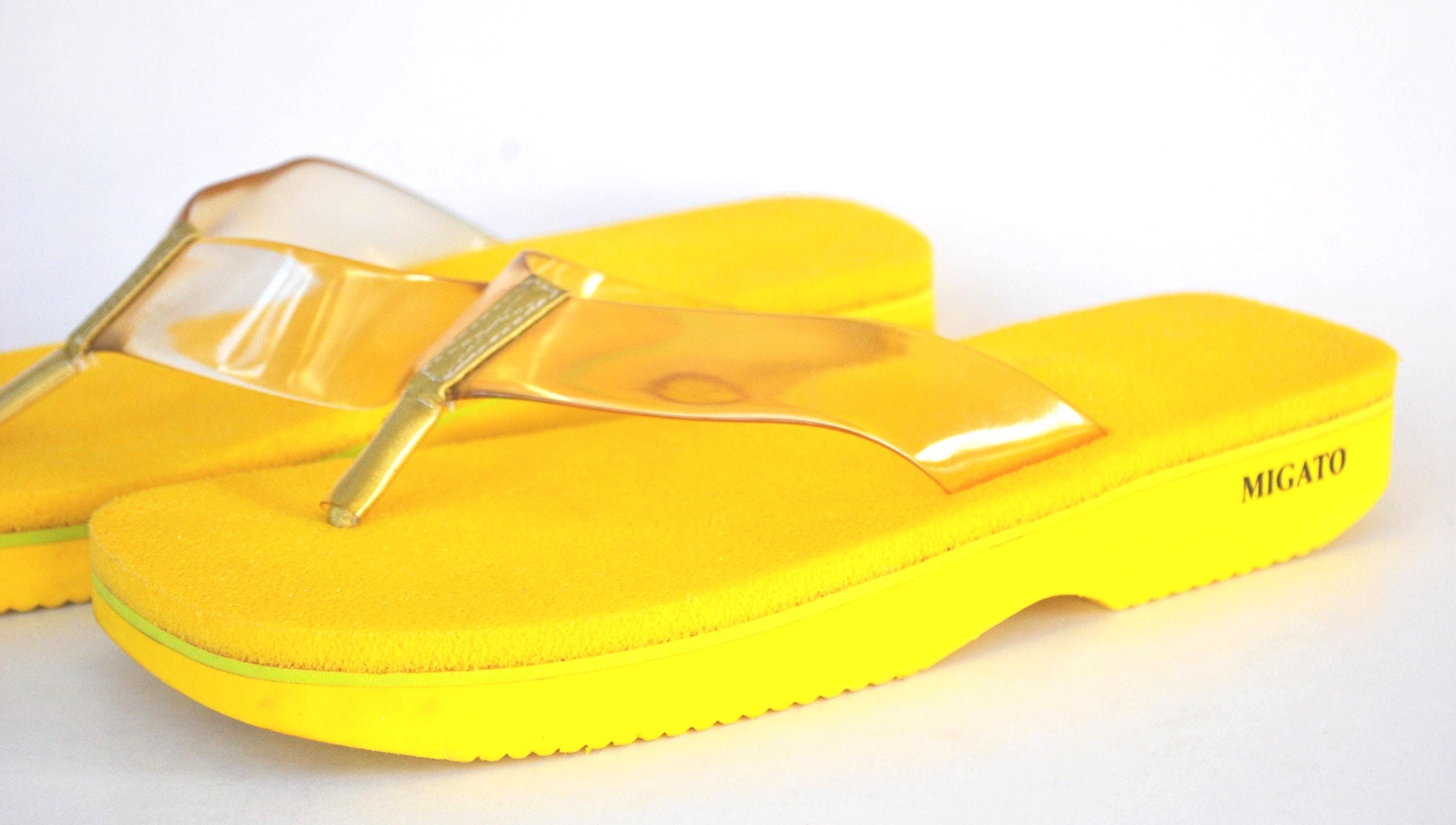 Y2K Yellow Platform Flip Flops – Transparent Strap Jelly Sandals 