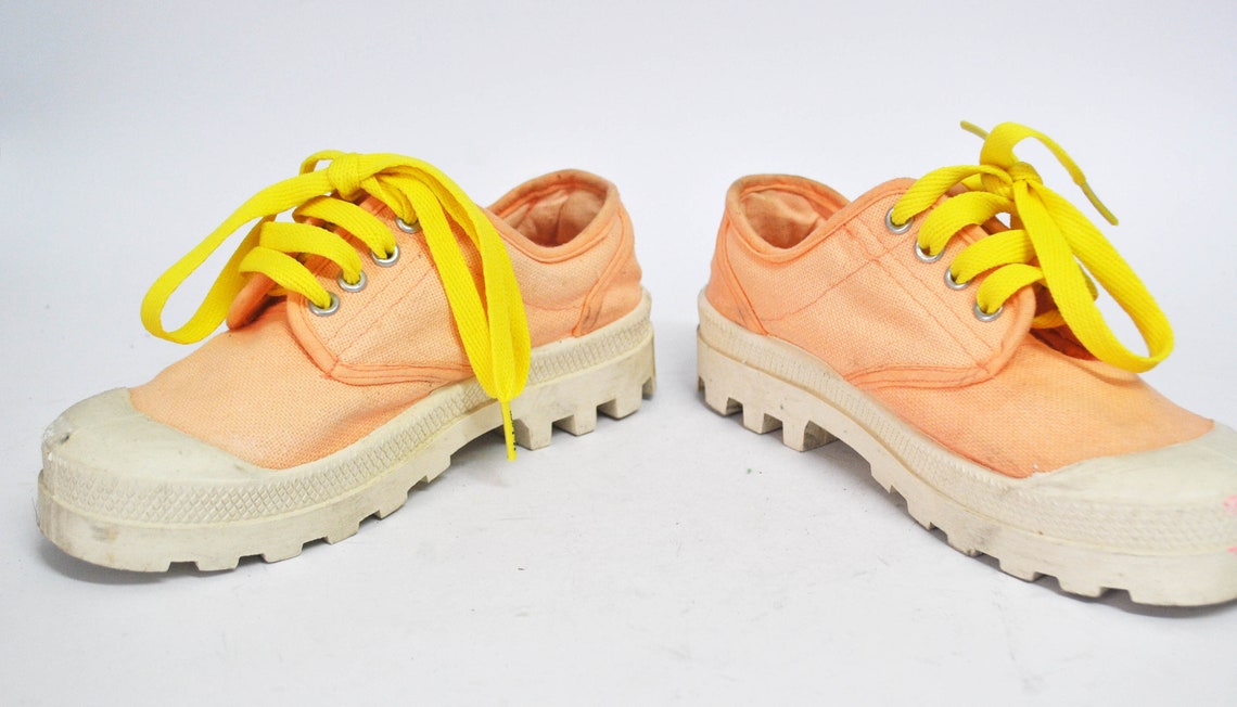 Vintage Peach Canvas Platform Shoes | Chunky Lug Sole Low Top Sneakers | Y2K Retro Casual Shoes | Unisexsize eu 37 uk 4 us 6, foto 4 di 5