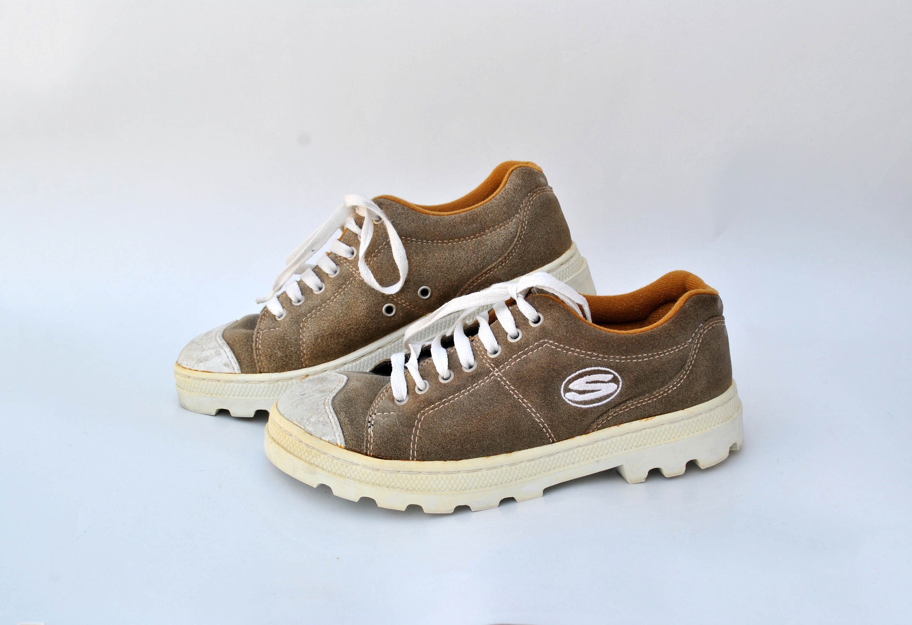 permanecer Vacío empieza la acción Vintage Skechers Coachella Shoes Natural All Star Shoes Low - Etsy