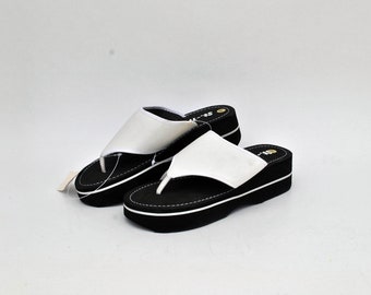 chaussons à plateforme sandales japonaises chaussons en mousse blanche sandales confort claquettes à plateforme années 90 tongs noires à plateforme