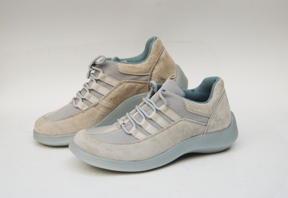 vintage sports shoes
