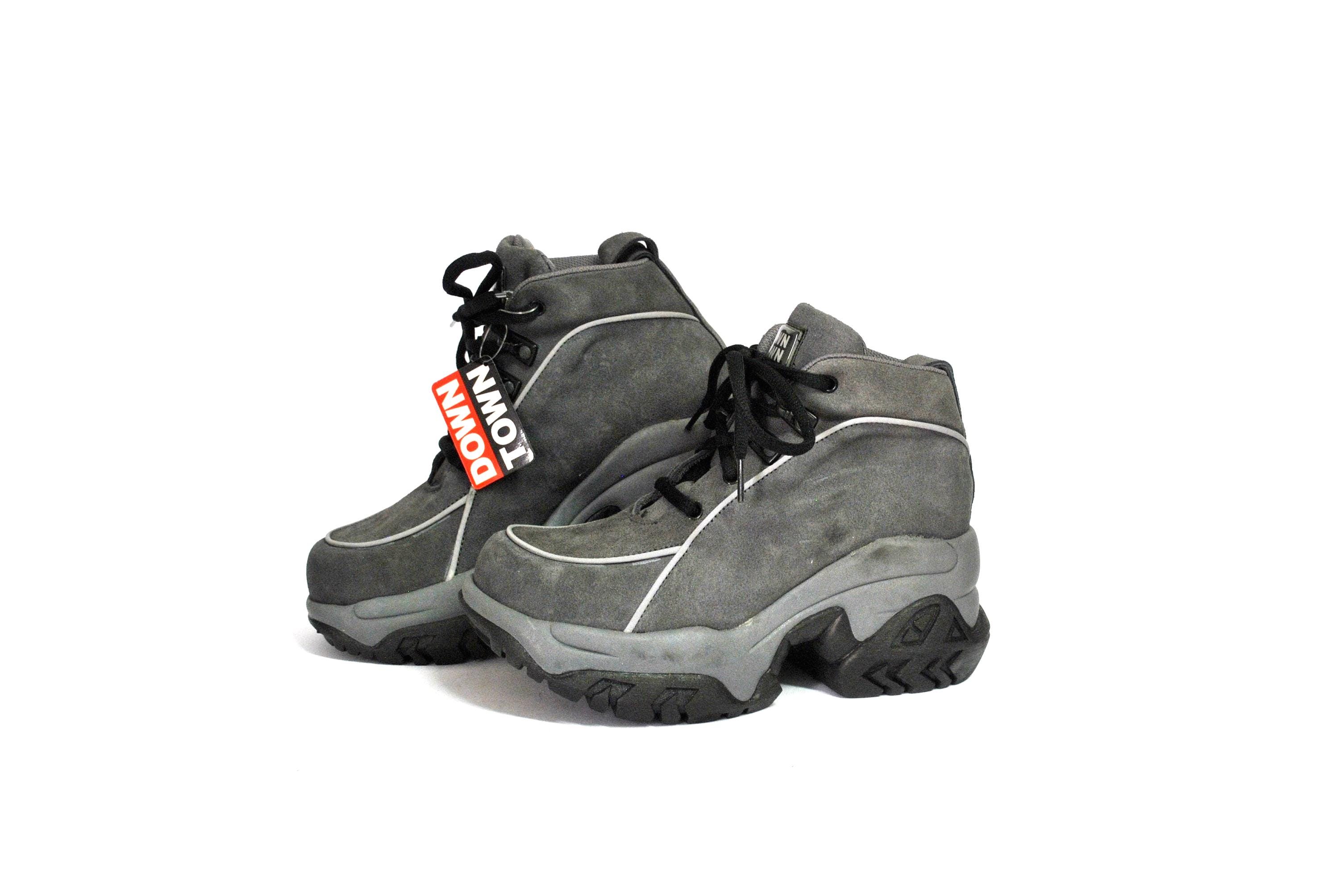 Vintage Down Town Chunky Platform Boots, Gray Suede Streetwear