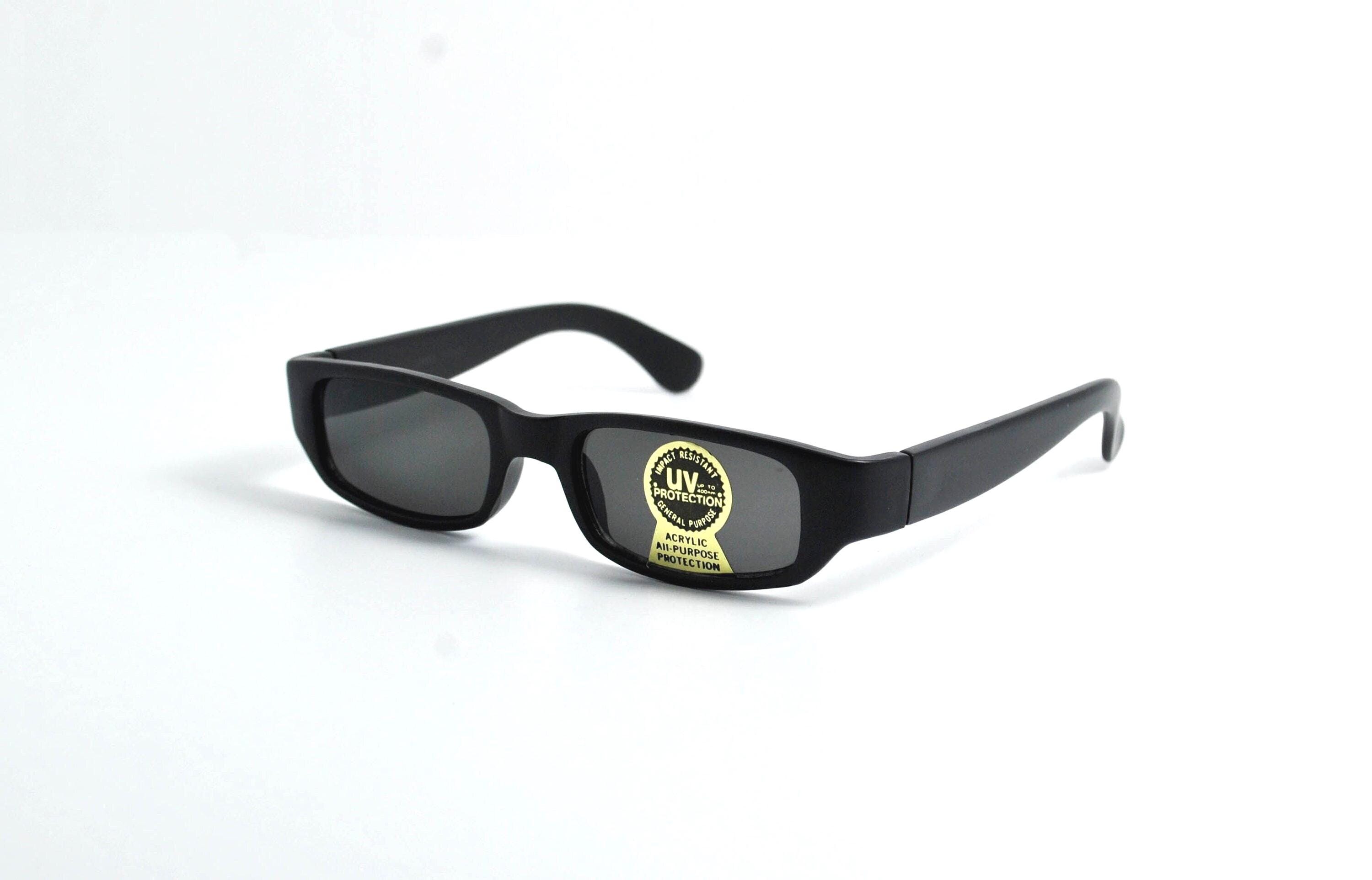 Vintage Black Rectangular Sunglasses – Slim Retro 90s / Y2K 