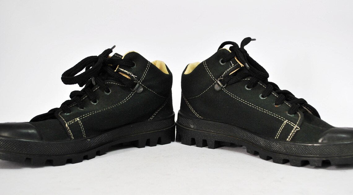total black low top shoes casual shoes with heel vintage canvas shoes Comfortable Work chunky sneakers shoes timberland size eu 37 uk 4 us 6, foto 4 di 5