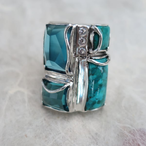 Anillo largo rectangular geométrico de plata, anillo ancho estilo boho con turquesas y piedras azules.