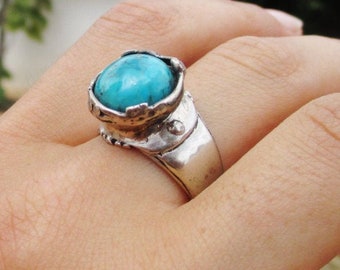 Turquoise gemstone silver ring, Dainty round  women ring