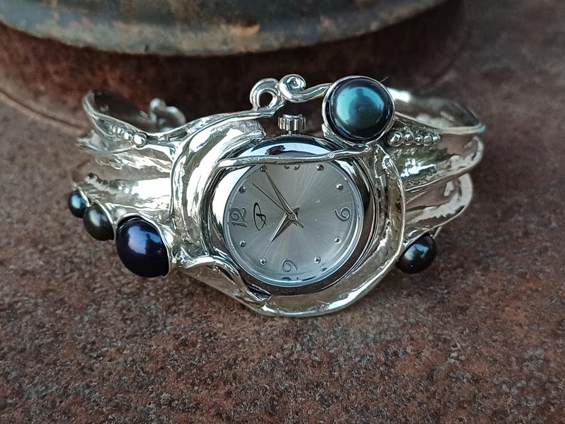 Sterlingsilverarmbandsur med vita pärlor, handgjort, statement-armbandsur för kvinnor bild 2