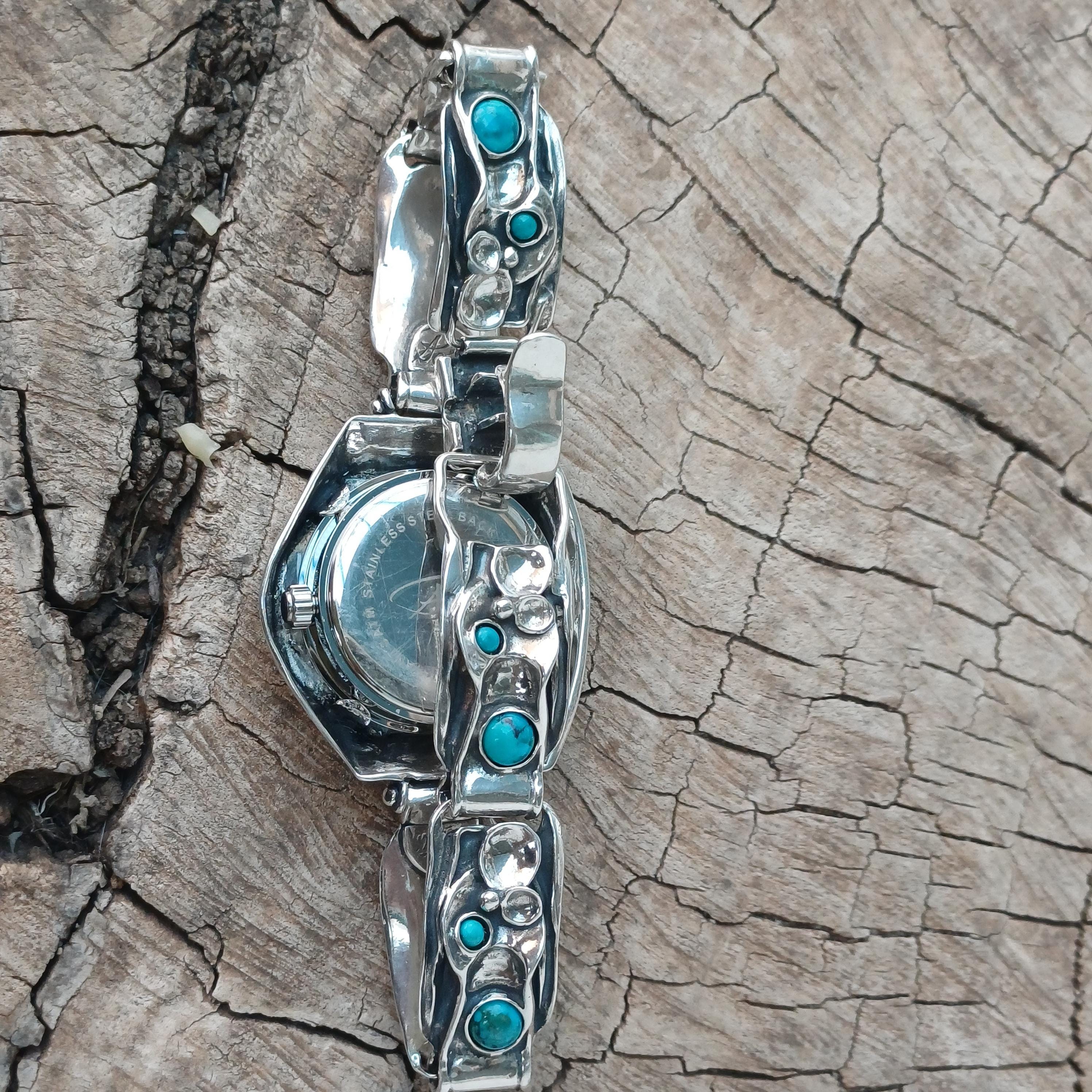 ヴィンテージスタイルのシルバーウォッチ • ターコイズジェムストーン