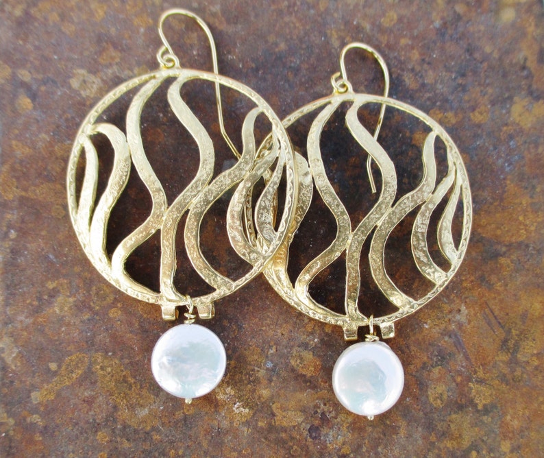 18 Karat Gold Embraced Hammered Large Earrings with Pearls Etsy