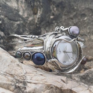 Sterlingsilverarmbandsur med vita pärlor, handgjort, statement-armbandsur för kvinnor bild 13