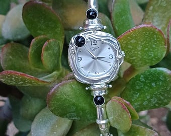 Pulsera de reloj de plata de ley con opalita: tamaño de muñeca personalizado.