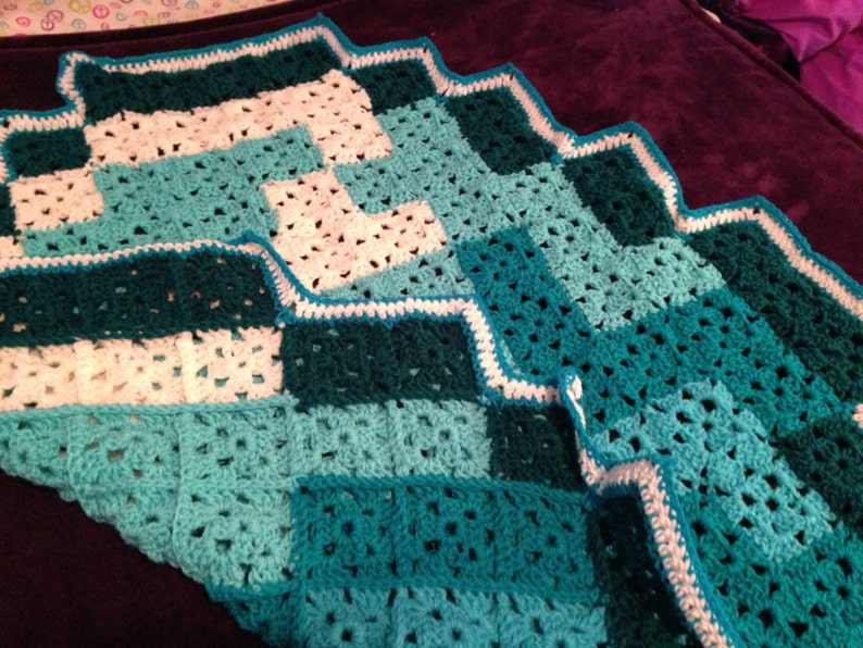8-bit Minecraft Diamond Lap Blanket / Rug - Etsy Canada
