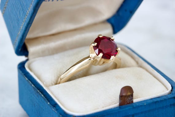 Antique Synthetic Ruby Solitaire Ring in 10k Yell… - image 5
