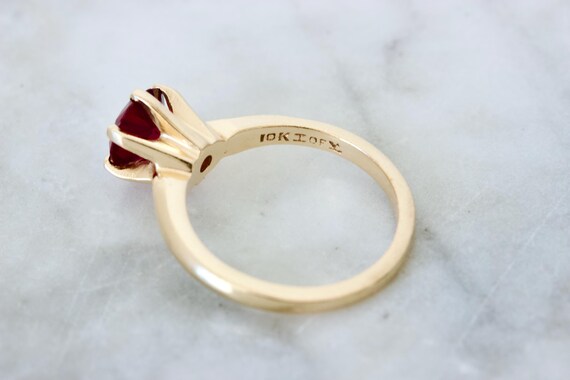 Antique Synthetic Ruby Solitaire Ring in 10k Yell… - image 6