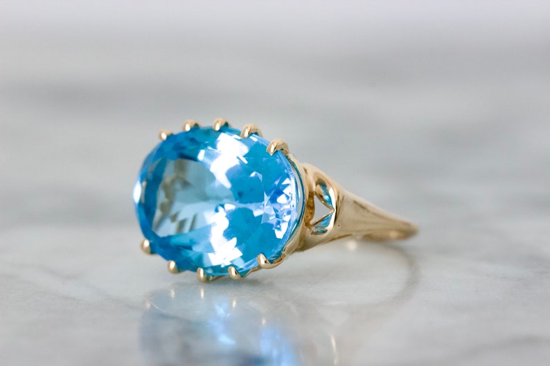 Bold 1990s Blue Topaz Cocktail Ring in 14k Yellow Gold, Size 6, Vintage Statement Rings, December Birthstone Jewelry, Oval Cut Gemstones image 5