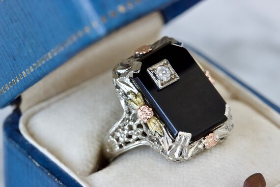 Art Deco Filigree Ring with Diamond Inlaid Black … - image 1