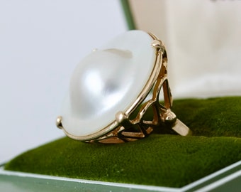 Stunning Ivory Mabe Pearl Cocktail Ring in 14k Yellow Gold, Size 7.25, June Birthstone, Bold Vintage Statement Jewelry, Estate Filigree Ring