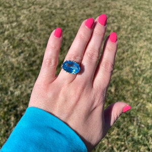 Bold 1990s Blue Topaz Cocktail Ring in 14k Yellow Gold, Size 6, Vintage Statement Rings, December Birthstone Jewelry, Oval Cut Gemstones image 9