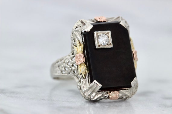 Art Deco Filigree Ring with Diamond Inlaid Black … - image 5