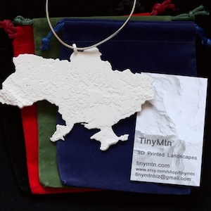 Ukraine, 3D-gedruckter Christbaumschmuck