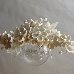 Bridal Hair Comb - Ivory Kanzashi Flowers with Pearls - Wedding Flowers  Bridal Headpieces