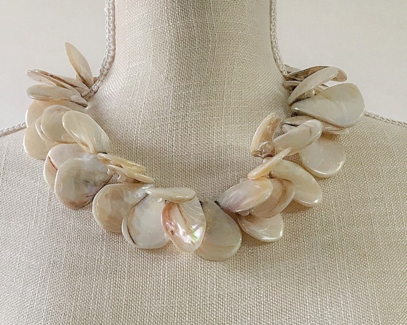 Mother of pearl statement necklace - RzJewelryDesign