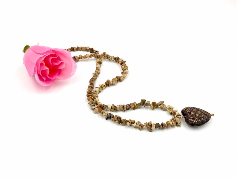 Long Brown Jasper Chip Necklace,brown jasper gemstone necklace,heart pendant necklace,brown jasper pendant necklace,long chip bead necklace