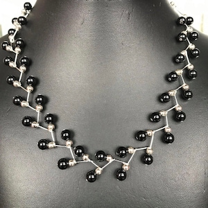Black Pearl ZigZag Necklace & Earring Set