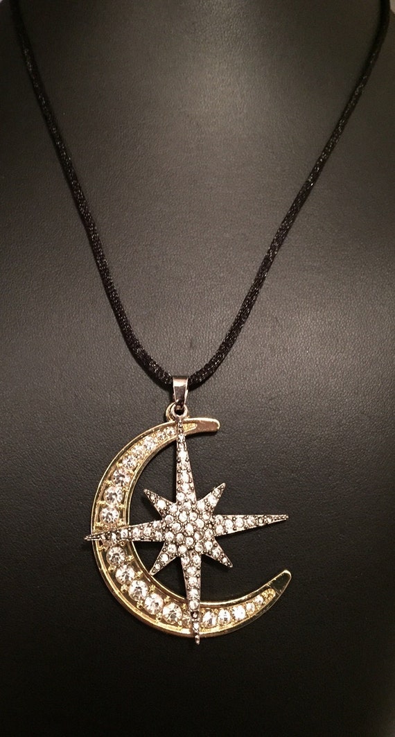 Moon & Star Necklace - Etsy