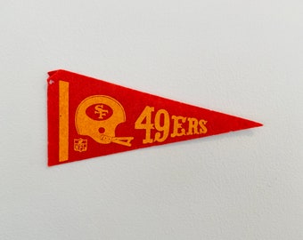 Vintage Small San Francisco 49ers 9 Inch NFL Pennant - As Is Condition