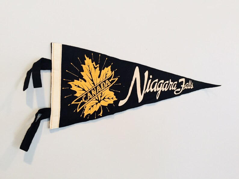 Vintage Niagara Falls Canada Souvenir Pennant