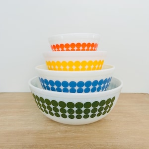 Vintage Pyrex Polka Dot Mixing Bowl Set #401, 402, 403, 404 - As Is Condition - Please Read