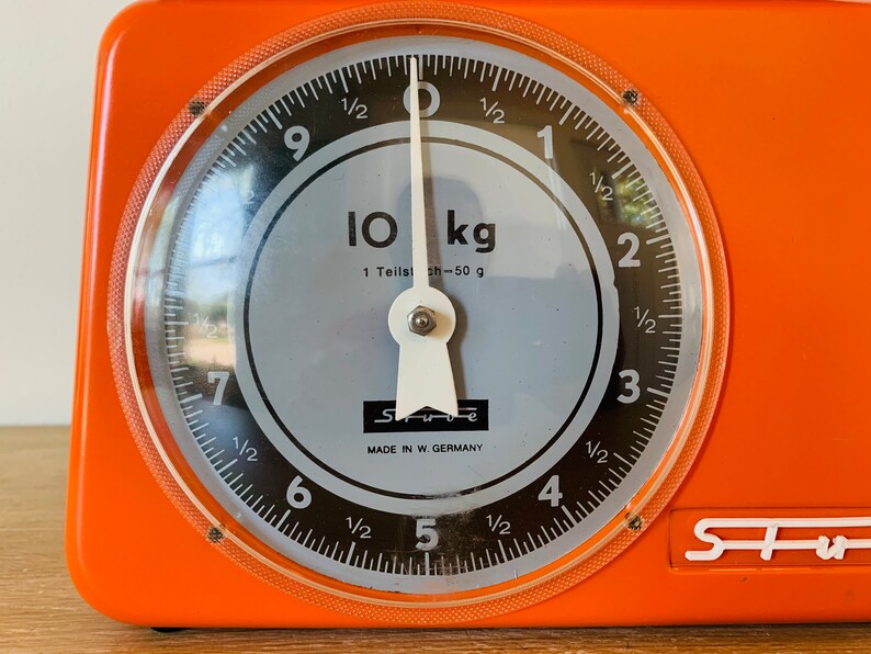 Mid Century Stube Small Bakery/Produce Orange Kitchen Scale Made in West Germany Stube 7000 10kg image 5