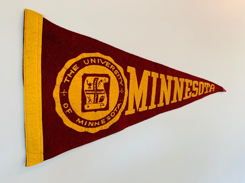 Vintage University of Minnesota Pennant image 2