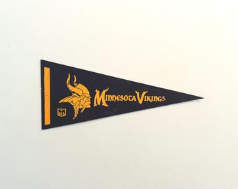 Vintage Minnesota Vikings Small 12 Inch NFL Pennant - As Is Condition