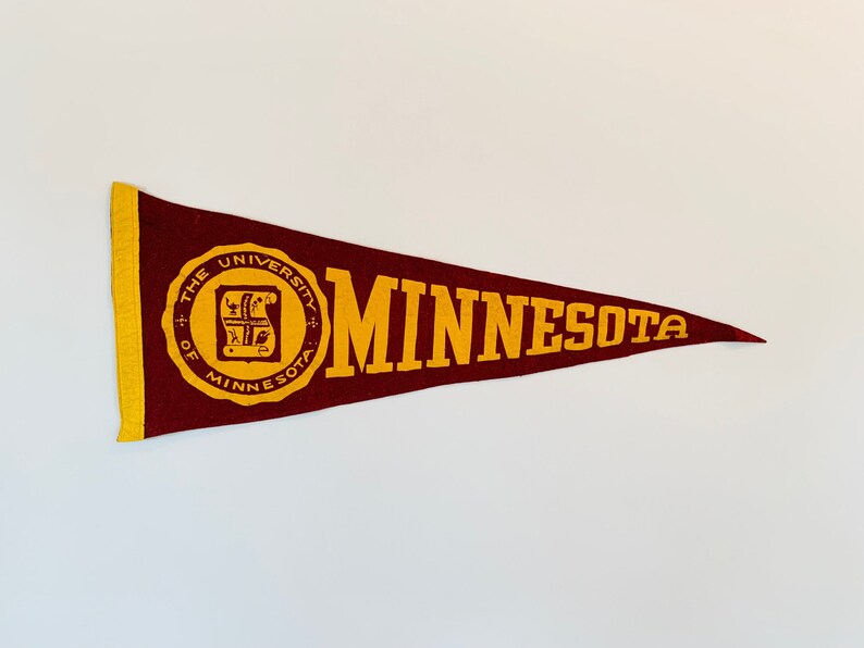 Vintage University of Minnesota Pennant image 1