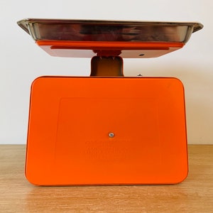 Mid Century Stube Small Bakery/Produce Orange Kitchen Scale Made in West Germany Stube 7000 10kg image 9