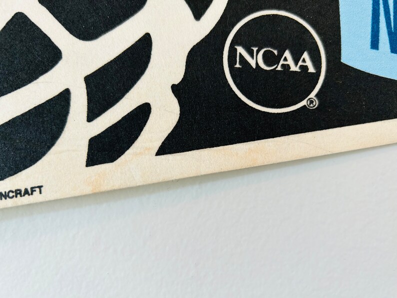 Vintage University of North Carolina UNC NCAA 1991 Final Four Indianapolis Pennant image 7