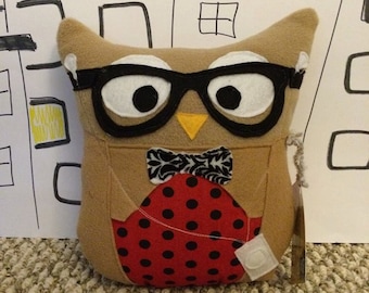 Hipster Owl Plushie- Cool mini Owl Hipster Plushie- Cute small Hipster owl- glasses owl- Cute small Hipster owl plush-pod owl hipster