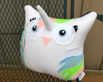 Adorable Plush Unicorn Owl- Unicorn Owl- Plush Unicorn- Plush Owls- Unicorn Owl- white and colors- fantasy plush- Unicorn plush owl- owls