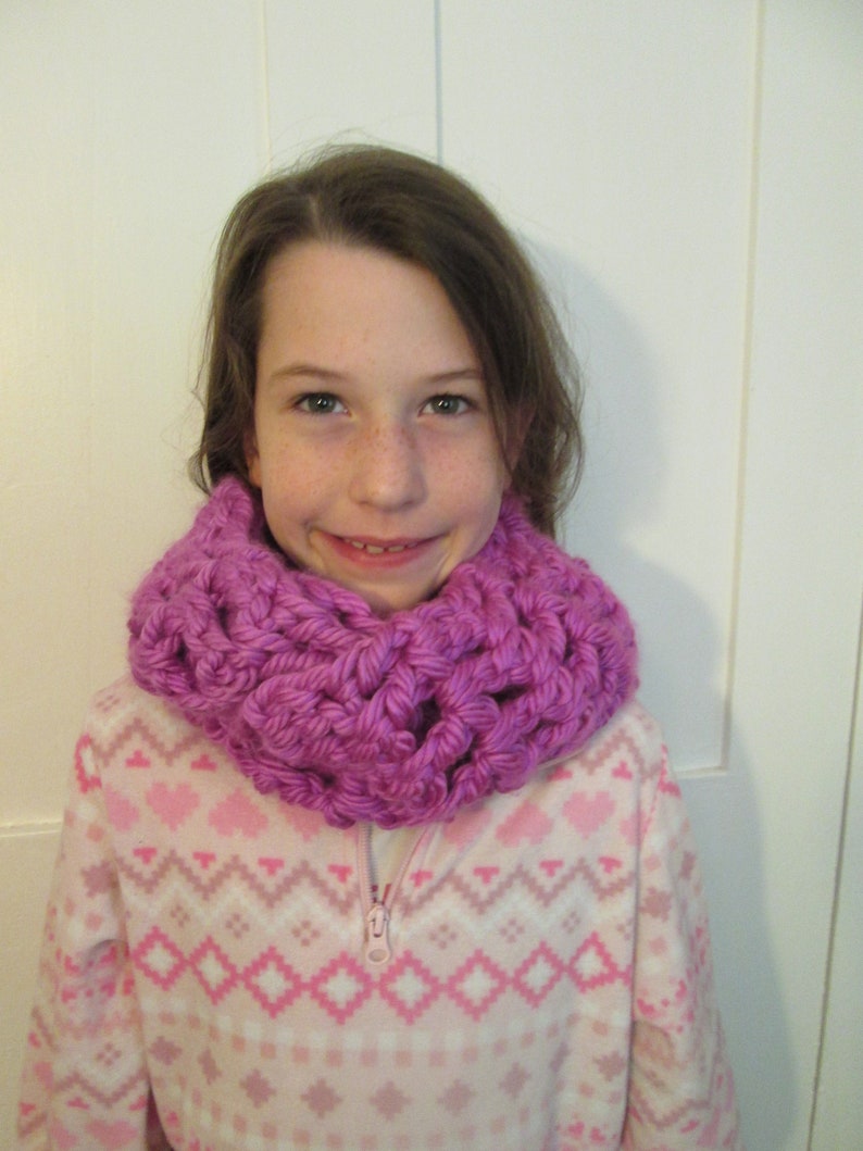 Chunky Cowl, Bulky Scarf, Women's Gift, Self Gift, Hot Pink Scarf Cowl, Women's Scarf, Gift for Dog Walker, Made in Canada 