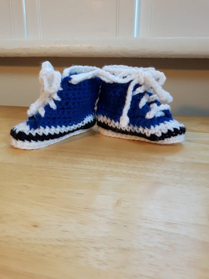 Baby Booties High Top Baby Slippers Baby Shower Gift Unique Sports Gift for Baby Made in Canada Ready to Ship Gift for Baby Boy Blau