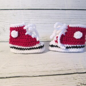 Baby Booties High Top Baby Slippers Baby Shower Gift Unique Sports Gift for Baby Made in Canada Ready to Ship Gift for Baby Boy Bild 5